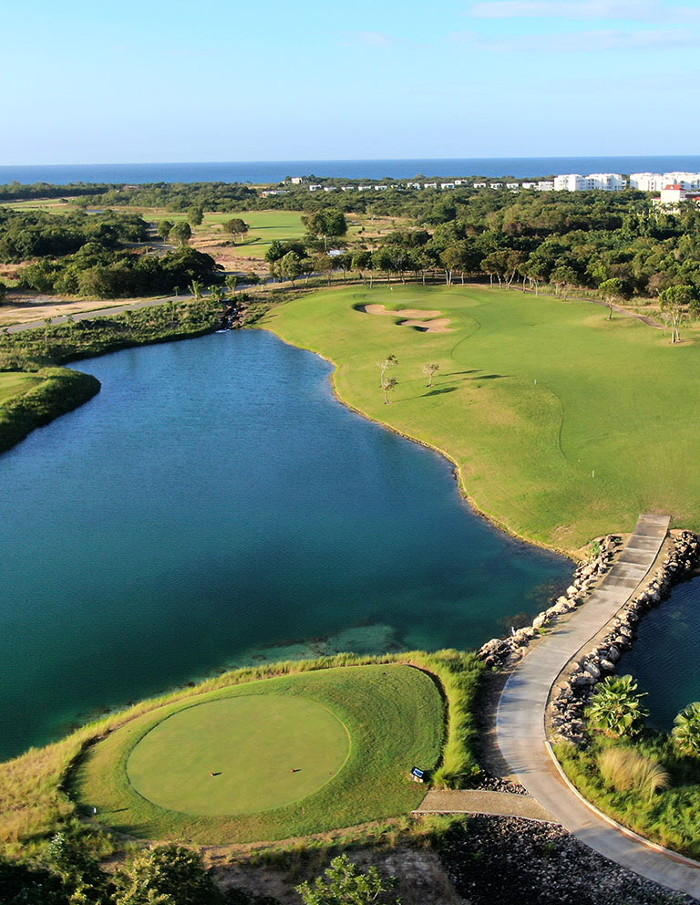 Imágenes del hoyo 1 para el campo de 18 hoyos de Golf La Romana