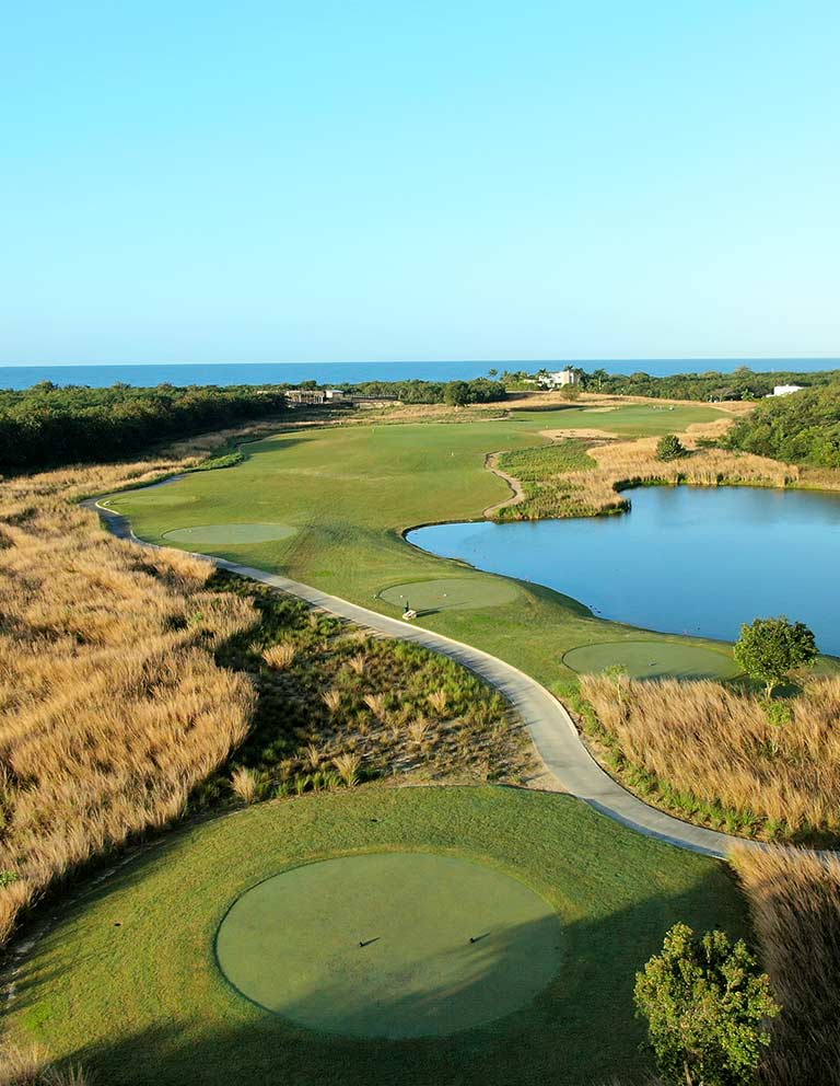 Hole 6 - 18 hole course in Riviera Maya Golf Club
