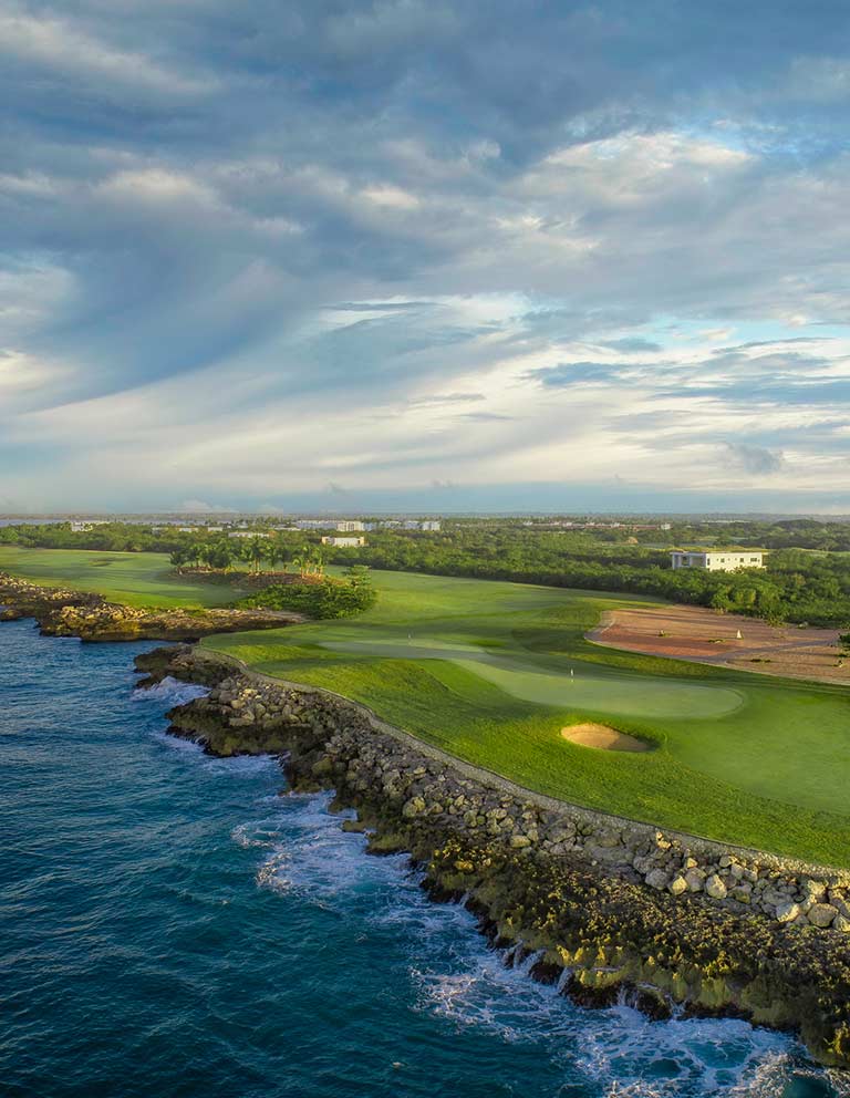 Imágenes del hoyo 8 para el campo de 18 hoyos de Golf La Romana